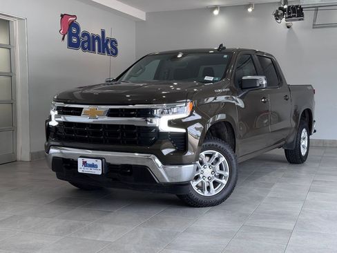 Certified 2023 Chevrolet Silverado 1500 LT AWD/4WD image 2