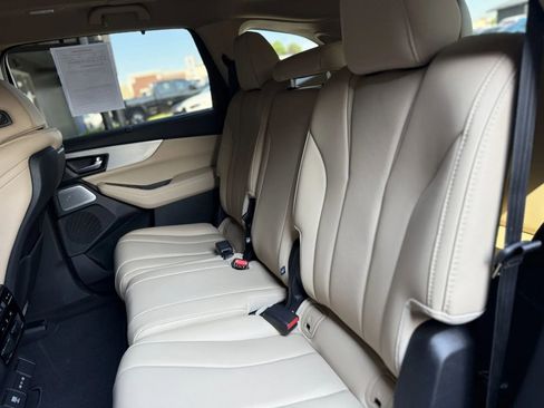 Used 2025 Acura MDX SH-AWD w/ Technology Package image 15