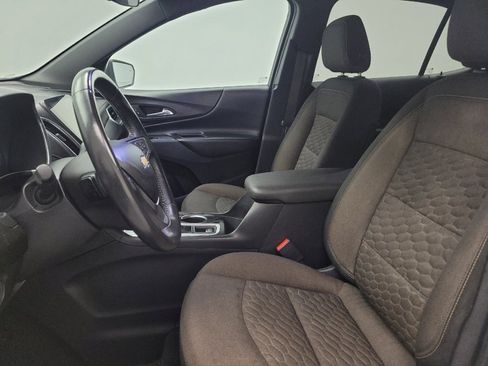 Used 2018 Chevrolet Equinox LT w/ Sun & Infotainment Package FWD image 17