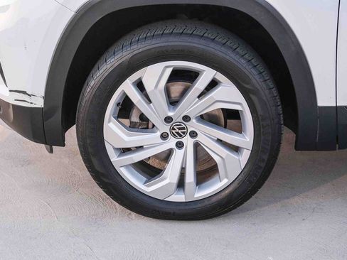 Used 2020 Volkswagen Atlas Cross Sport SEL FWD image 10