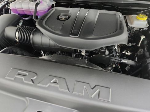 New 2026 RAM 1500 Laramie AWD/4WD image 36