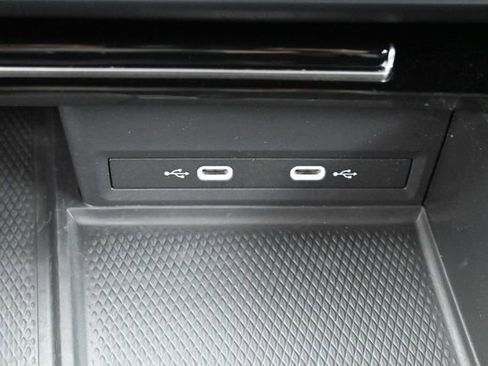 Used 2024 Volkswagen Atlas Peak Edition SE AWD/4WD image 24