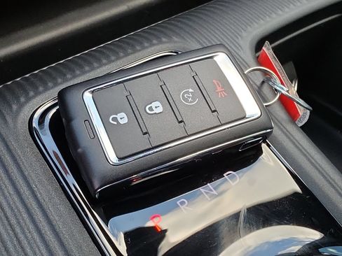 New 2026 Jeep Cherokee Laredo AWD/4WD image 26