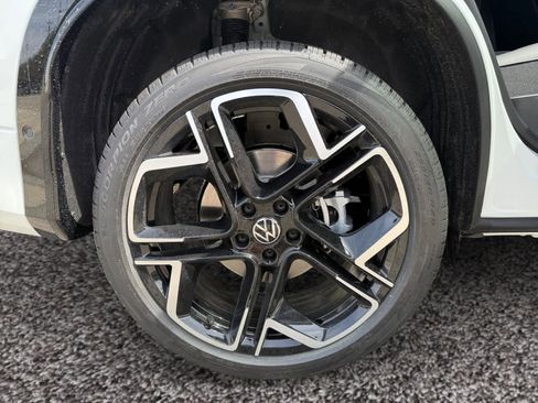 New 2026 Volkswagen Tiguan SEL R-Line AWD/4WD image 14