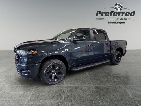 New 2026 RAM 1500 4x4 Crew Cab image 10
