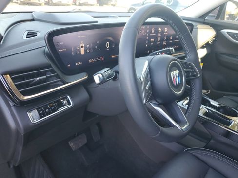 New 2025 Buick Envision Avenir image 15