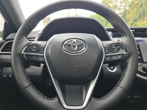 Used 2020 Toyota Camry XSE w/ Driver Assist Package FWD image 11