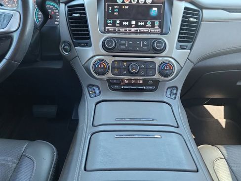 Used 2018 GMC Yukon Denali w/ Denali Ultimate Package AWD/4WD image 11