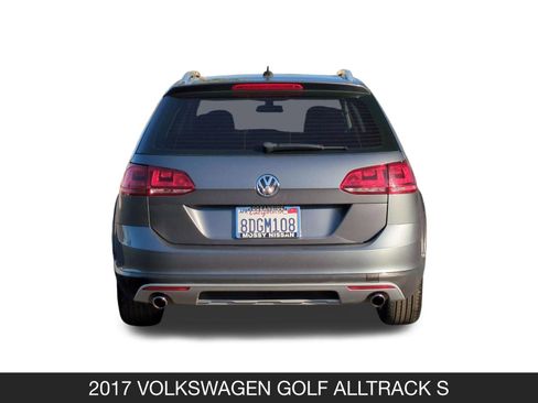Used 2017 Volkswagen Golf Alltrack SE image 9
