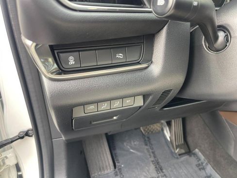 Used 2023 MAZDA CX-30 AWD 2.5 S w/ Premium Package image 24