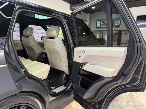 Used 2017 Land Rover Range Rover Supercharged AWD/4WD image 47
