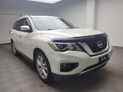 Used 2019 Nissan Pathfinder SL w/ SL Premium Package image 13