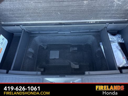 Used 2025 Honda Pilot Black Edition image 40