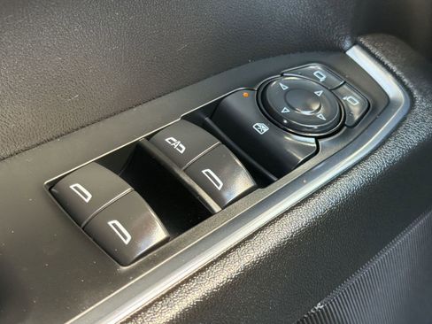 Used 2023 GMC Sierra 1500 Elevation AWD/4WD image 13