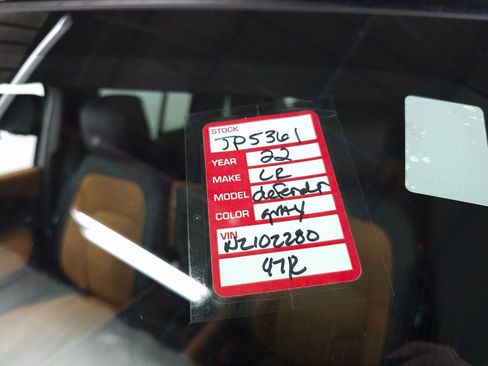 Used 2022 Land Rover Defender 110 X image 40