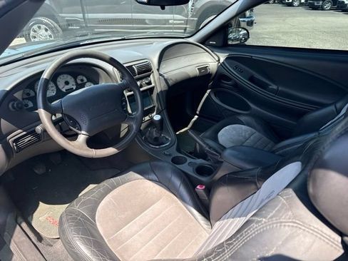 Used 2001 Ford Mustang Cobra RWD image 8