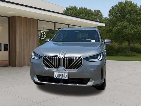 Used 2026 BMW X3 xDrive30i w/ Premium Package AWD/4WD image 3
