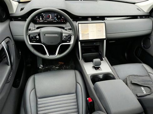 New 2025 Land Rover Discovery Sport S image 16