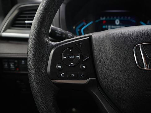 Used 2019 Honda Odyssey EX image 24