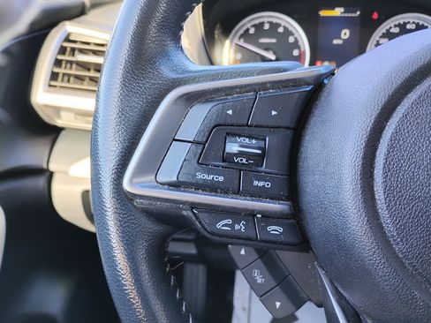 Used 2022 Subaru Forester Limited w/ Popular Package #2 image 9