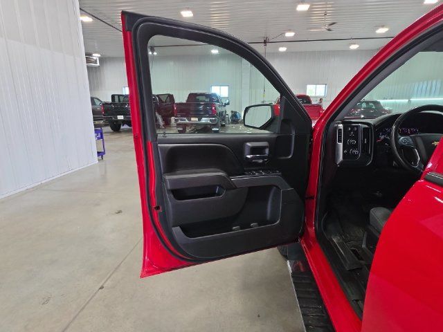 Used 2017 Chevrolet Silverado 1500 LT w/ All Star Edition AWD/4WD image 23