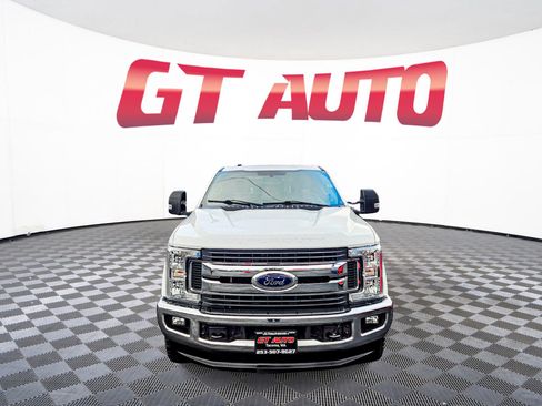 Used 2018 Ford F250 XLT w/ FX4 Off-Road Package image 2