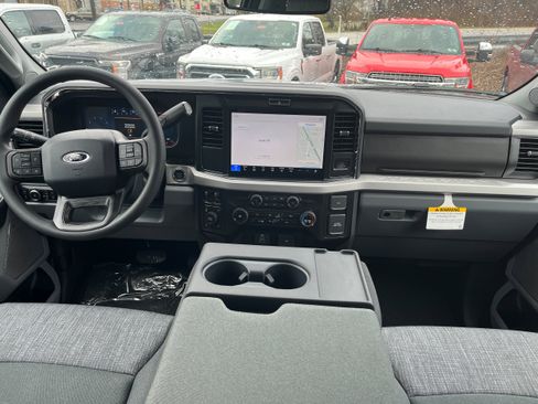 New 2026 Ford F350 XLT w/ XLT Premium Package AWD/4WD image 13