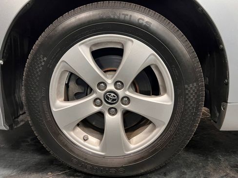 Used 2019 Toyota Sienna LE FWD image 31