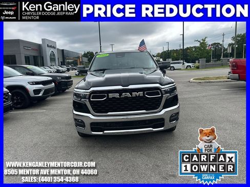 Certified 2025 RAM 1500 Big Horn AWD/4WD image 3