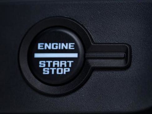 Used 2025 Ford Bronco RETRO image 38