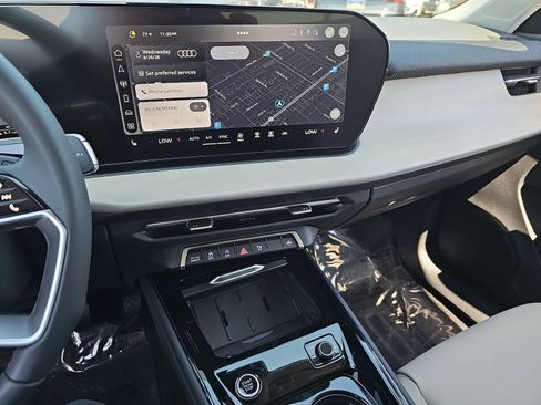 New 2026 Audi Q3 quattro 2.0T AWD/4WD image 21
