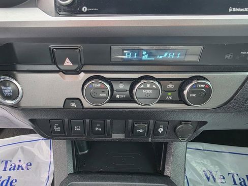 Used 2023 Toyota Tacoma TRD Sport w/ Technology Package image 22