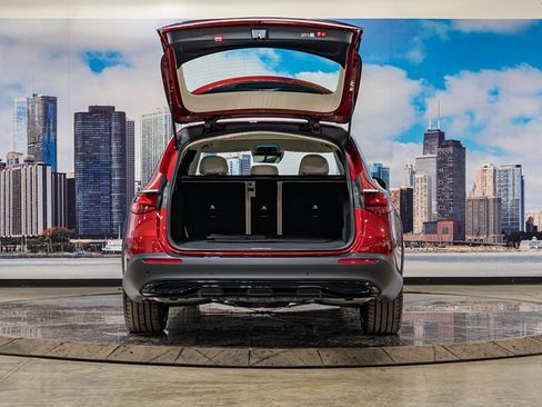 Certified 2025 Mercedes-Benz E 450 4MATIC All-Terrain Wagon image 12