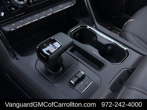 New 2026 GMC Sierra 1500 AT4 w/ AT4 Premium Package AWD/4WD image 15