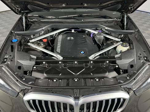 Used 2026 BMW X5 xDrive40i w/ Premium Package AWD/4WD image 5