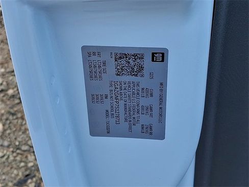 New 2025 Chevrolet Express 3500 LS image 16