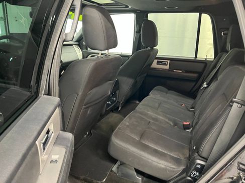 Used 2016 Ford Expedition XLT AWD/4WD image 9