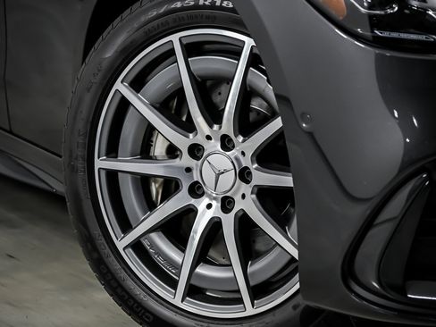 Used 2023 Mercedes-Benz C 43 AMG 4MATIC Sedan image 3