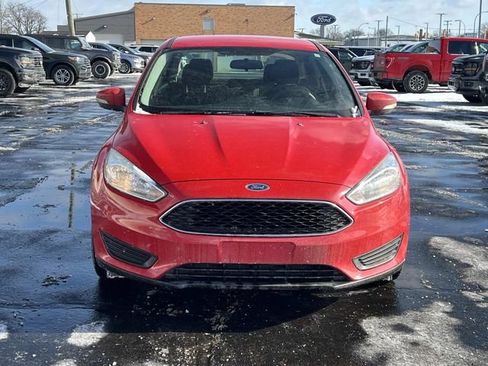 Certified 2017 Ford Focus SE image 7