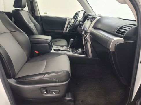 Used 2024 Toyota 4Runner SR5 Premium image 15