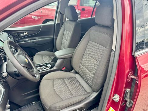 Used 2019 Chevrolet Equinox LT image 12