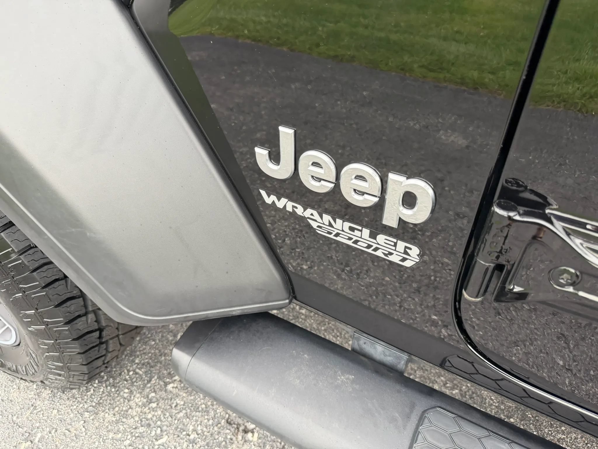 Used 2020 Jeep Wrangler Sport AWD/4WD image 40