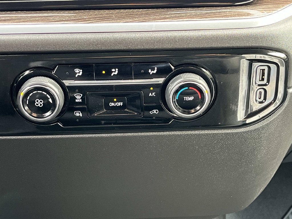 Used 2026 Chevrolet Silverado 2500 LT AWD/4WD image 14
