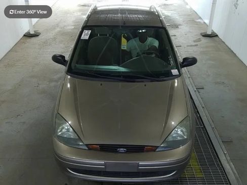 Used 2003 Ford Focus SE FWD image 4