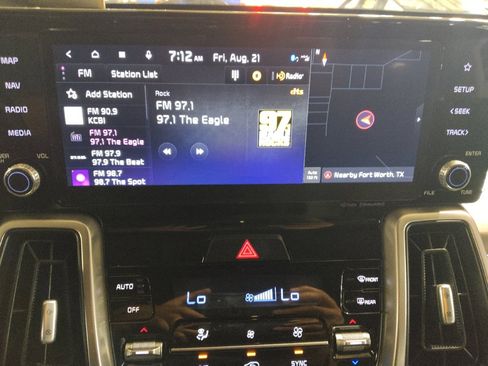 Used 2023 Kia Sorento S FWD image 25