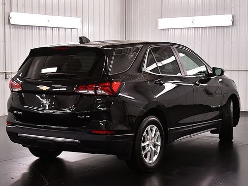 Used 2024 Chevrolet Equinox LT AWD/4WD image 7