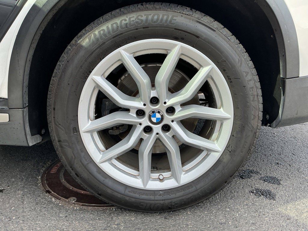 Used 2019 BMW X5 xDrive40i w/ Convenience Package AWD/4WD image 15