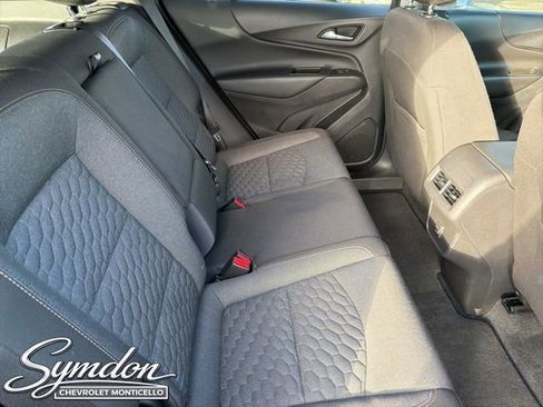 Used 2020 Chevrolet Equinox LT FWD image 20