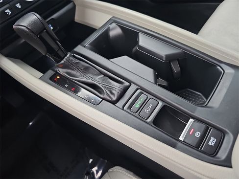 Certified 2024 Honda Accord EX image 27