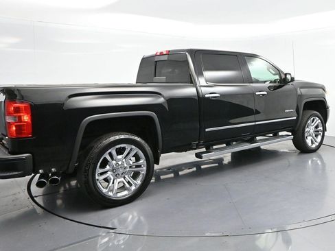 Used 2015 GMC Sierra 1500 Denali w/ Driver Alert Package AWD/4WD image 7